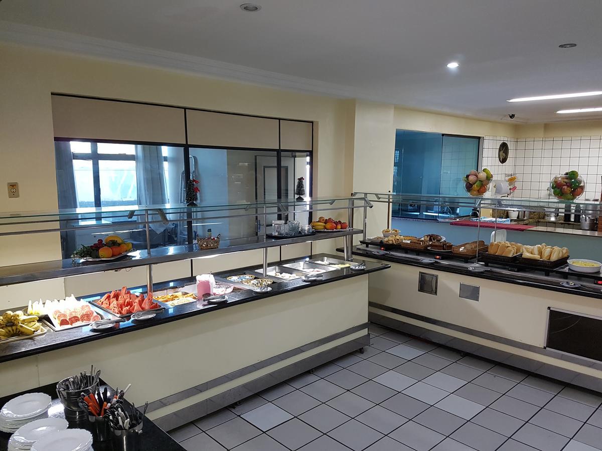 Hotel Super Economico Camburi  Exteriér fotografie