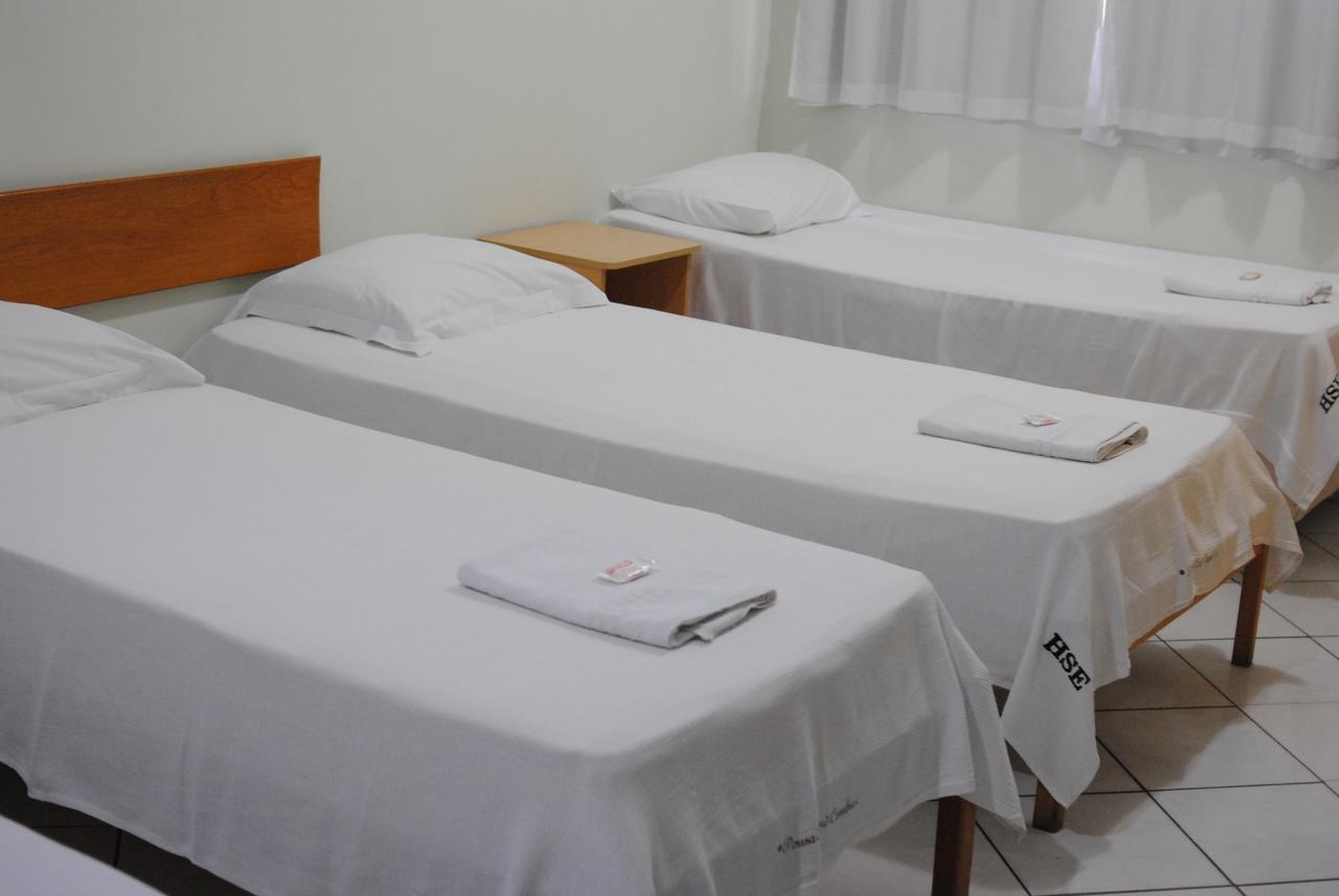 Hotel Super Economico Camburi  Exteriér fotografie